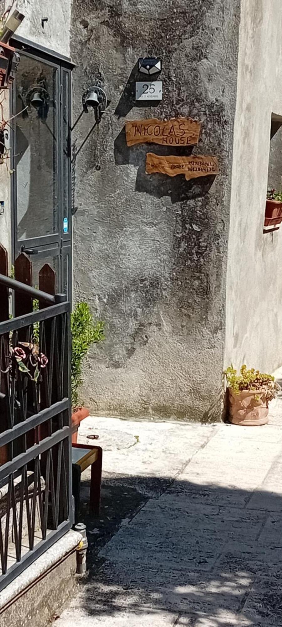 Nicolas House * Campiglia d'Orcia