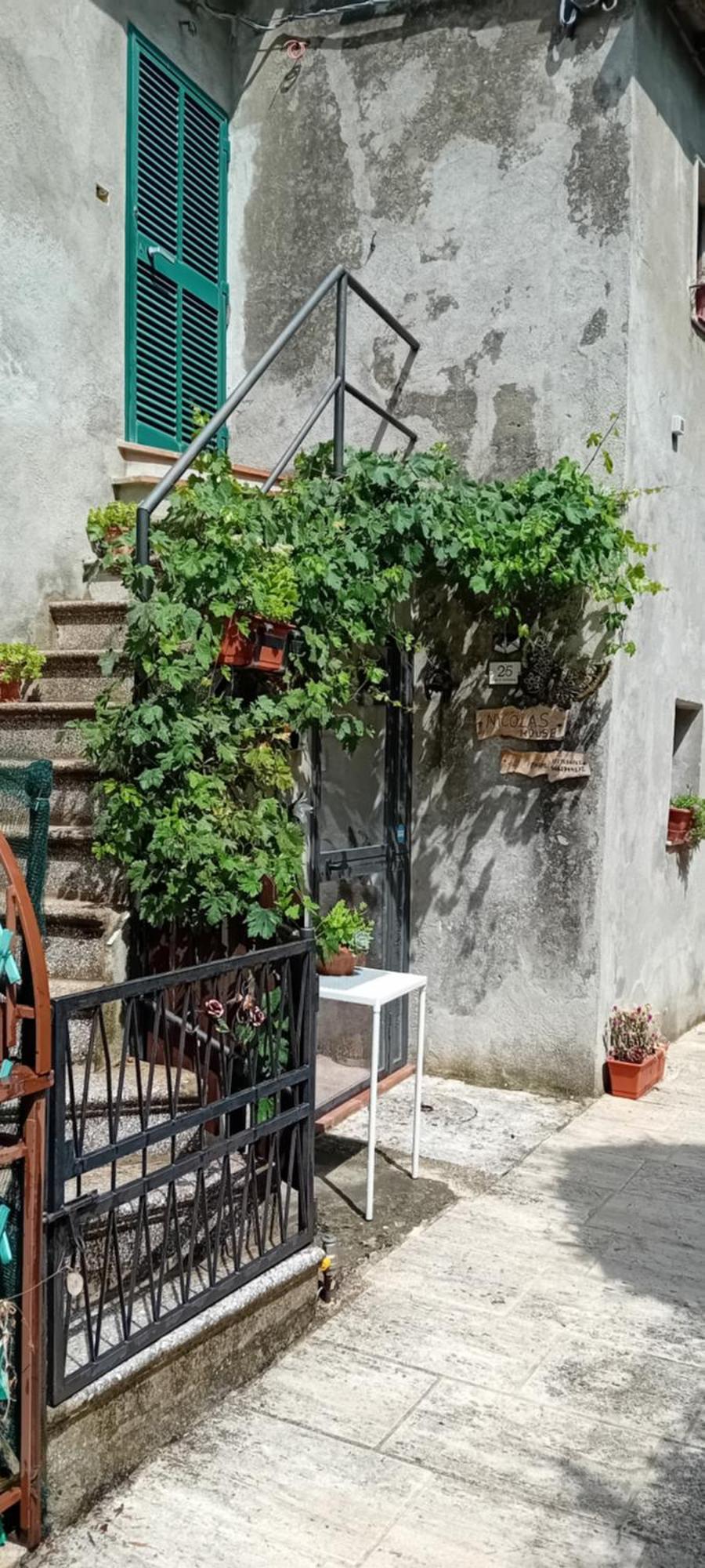Nicolas House * Campiglia dʼOrcia